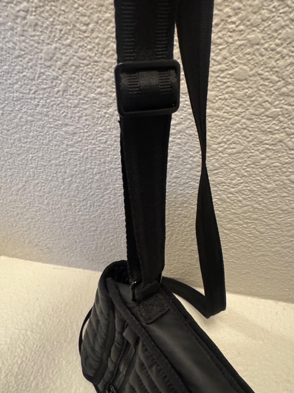 Hunter puffer Quilted Crossbody Shoulder Bag - Picture 7 of 7